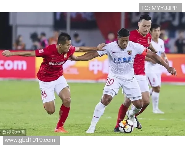 重庆飞盘队与北京飞盘队赛后战术分析与复盘探讨