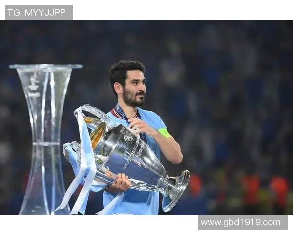 京多安领衔球队新篇章展望未来足球生涯与个人成就的完美结合