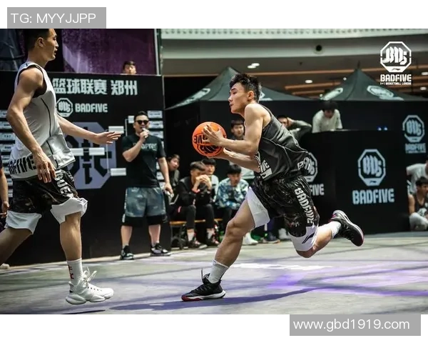 全州宙斯盾队与釜山球队激战正酣精彩对决引人瞩目 全州宙斯盾队与釜山球队激战正酣精彩对决引人瞩目