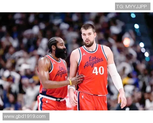 掘金与快船七场激战比分回顾与分析全景呈现