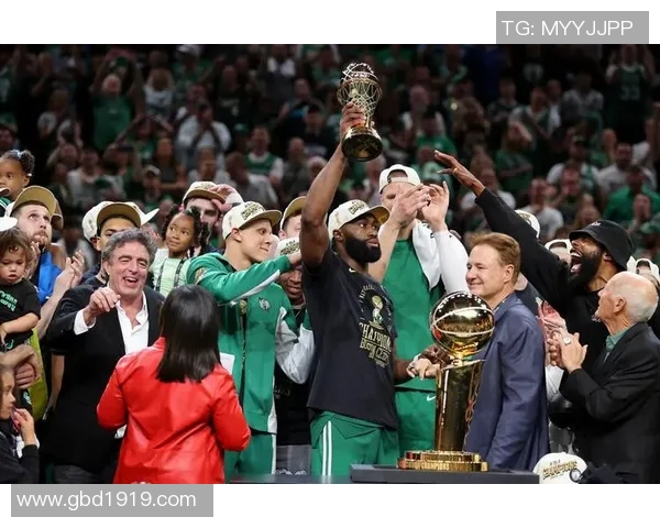 杰伦布朗带领波士顿凯尔特人重返巅峰的奋斗历程与未来展望