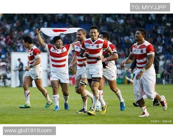 美职足激战芝加哥与休斯顿球队对决精彩瞬间回顾与分析