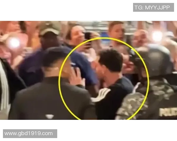 美国与厄瓜多尔友谊赛精彩回顾及赛后分析，球迷热情高涨