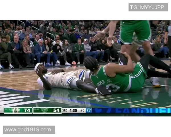 雄鹿与凯尔特人激战正酣NBA季后赛精彩对决引发球迷热议 雄鹿与凯尔特人激战正酣NBA季后赛精彩对决引发球迷热议