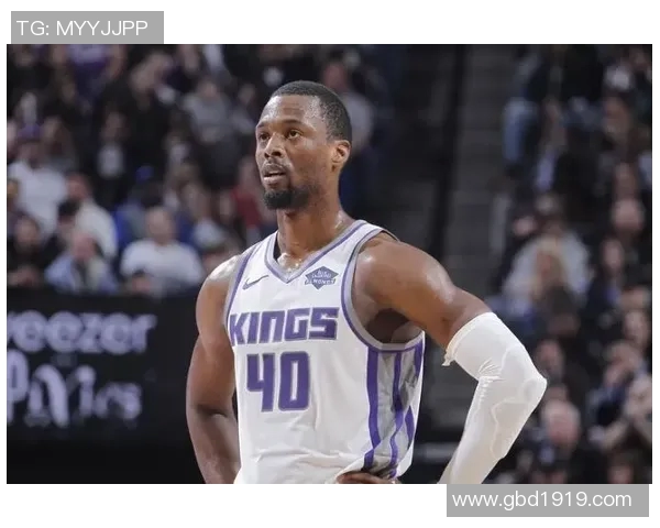 伯顿与巴恩斯利激战回顾双方精彩表现与战果分析