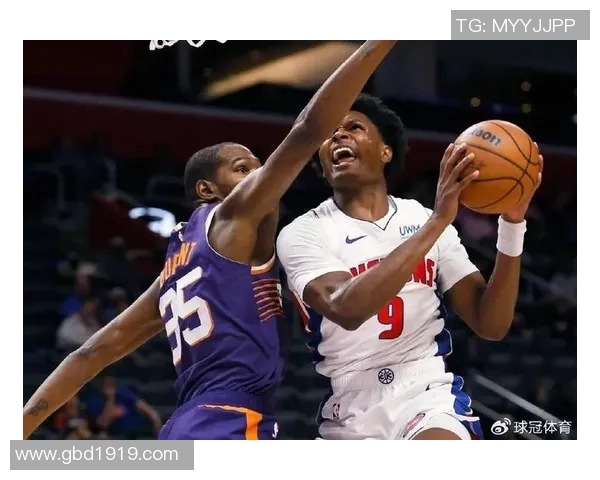 勇士与快船激战精彩瞬间回顾NBA直播集锦全景展现